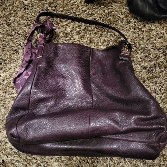 Purple coach purse - Picture 2 of 2